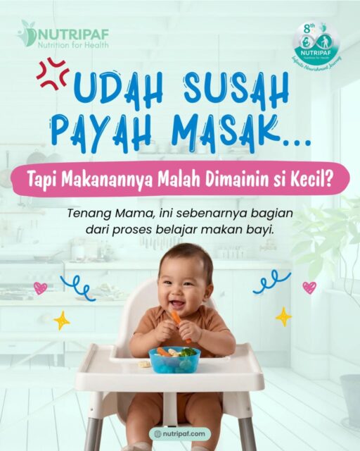 Hi Nutrifers! ✨

Melihat si Kecil makan memang seringkali penuh ekspektasi—rapi, habis, dan sesuai harapan. Tapi di balik proses itu, ada fase penting yang sering tidak terlihat: bagaimana anak mulai membangun hubungannya sendiri dengan makanan. 🤍

Di usia awal MPASI, yang sedang dibentuk bukan hanya soal “berapa banyak yang masuk”, tapi bagaimana anak mengenal, merasakan, dan merespon makanan dengan caranya sendiri. Dari sini, perlahan terbentuk rasa percaya diri, kemandirian, hingga kenyamanan saat makan. 🌿

Ketika proses ini diberi ruang, anak belajar bahwa makan bukan sesuatu yang menekan, tapi pengalaman yang aman dan menyenangkan. Dan dari pengalaman kecil yang berulang inilah, fondasi kebiasaan makan jangka panjang mulai terbentuk. 🌱

Jika Mama merasa waktu makan masih penuh tantangan atau membingungkan, pendekatan yang lebih personal bisa membantu menemukan pola yang tepat untuk si Kecil. Yuk, konsultasikan bersama @Nutripaf ♥️

#nutripaf #klinikgizi #klinikdietisien #konsultasigizi #dietisien