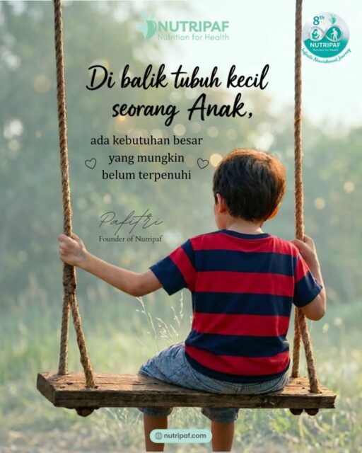 Hi Nutrifers! ✨

Di balik tubuh kecil seorang anak, sering kali tersembunyi kebutuhan besar yang belum sepenuhnya terlihat. Bukan hanya tentang seberapa banyak ia makan, tetapi apakah yang ia terima benar-benar cukup untuk mendukung tumbuh kembangnya secara optimal. 🌱

Kebutuhan gizi yang tidak terpenuhi bisa berjalan diam—tanpa disadari, tanpa keluhan yang jelas—namun perlahan memengaruhi energi, fokus, hingga kualitas pertumbuhan anak. 💛

Yuk, lebih peka membaca sinyal kecil dari tubuh Ananda dan pastikan kebutuhannya terpenuhi dengan tepat. Konsultasikan bersama @Nutripaf ♥️ untuk pendampingan yang terarah dan sesuai dengan kebutuhan anak.

#nutripaf #klinikgizi #klinikdietisien #konsultasigizi #dietisien
